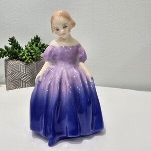 Royal Doulton - Marie, HN 1370, Vintage Bone China, 1930